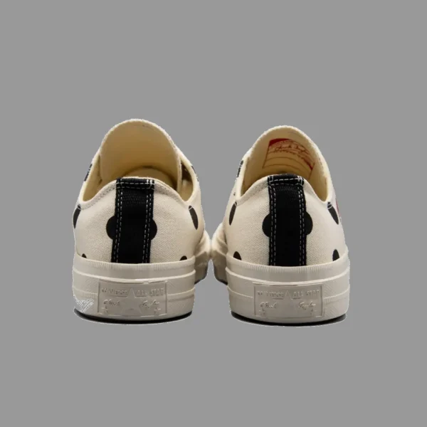 کانورس پلی خال خالی سفید ساق کوتاه | Converse Cdg Play White Polka Dot Lowtop - Image 4