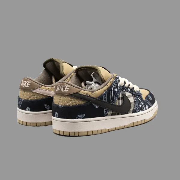 نایکی اس بی باندانا ترویس اسکات | Nike Sb Travis Scott Bandana - Image 3