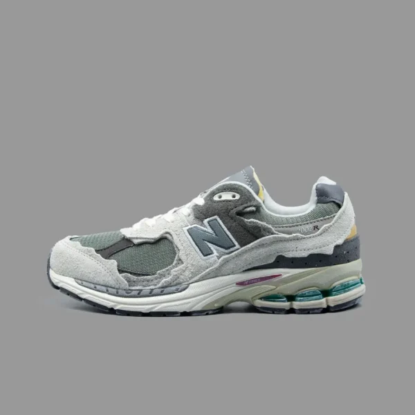 نیوبالانس 2002r پروتکشن پک طوسی روشن | New Balance 2002r Protection Pack Rain Cloud