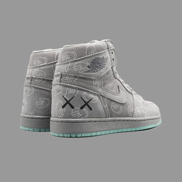 نایکی جردن 1 کاز طوسی روشن ساقدار | Air Jordan 1 OG High Kaws Light Gray - Image 3