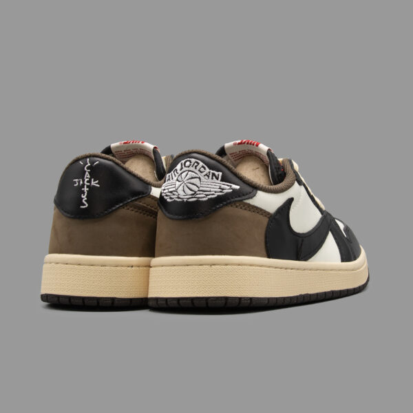 نایکی جردن 1 ترویس اسکات ریورس ام ساق کوتاه | Air Jordan 1 Low Travis Scott Reverse M - Image 3