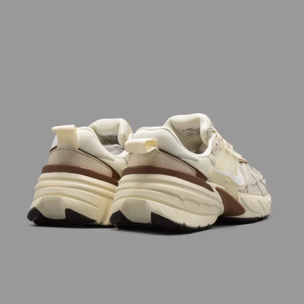نایکی وی تو کی کرم قهوه ای | Nike V2K Run Lite Orewood - Image 3