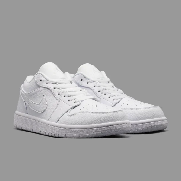 نایکی جردن 1 تریپل وایت ساق کوتاه | Nike Air Jordan 1 Low Triple White - Image 2