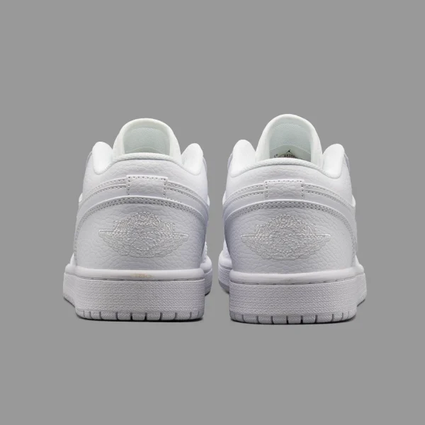 نایکی جردن 1 تریپل وایت ساق کوتاه | Nike Air Jordan 1 Low Triple White - Image 4
