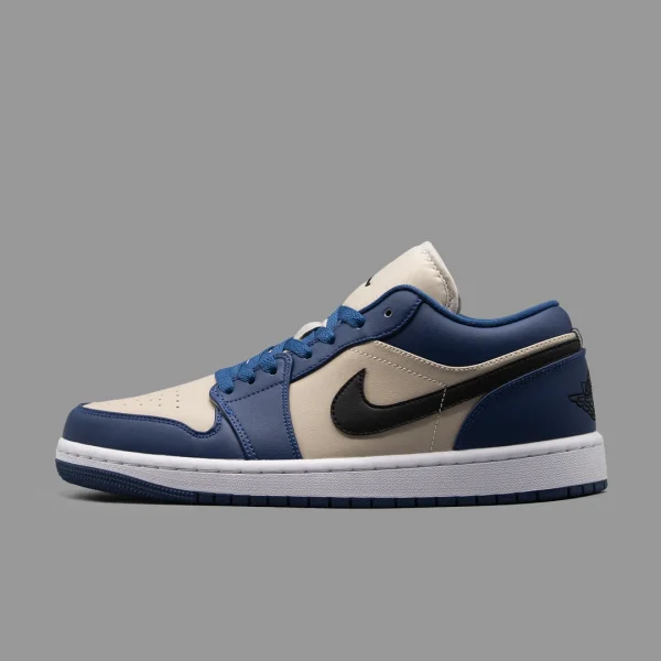 نایکی جردن 1 کرم سرمه ای ساق کوتاه | Nike Air Jordan 1 Low OG Blue Navy Cream