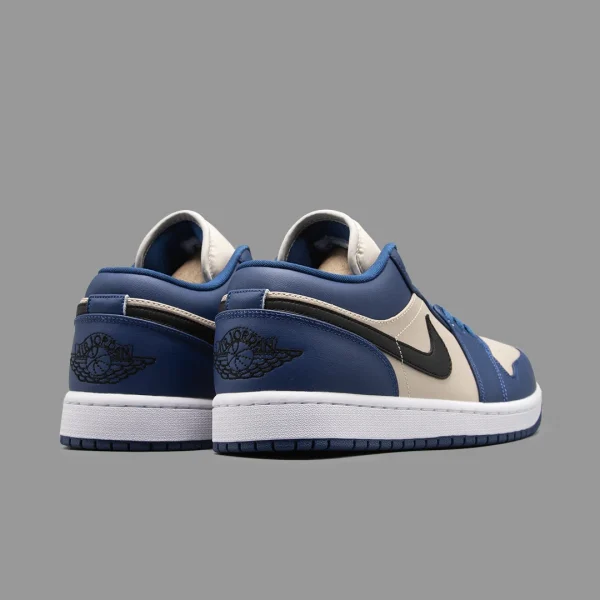 نایکی جردن 1 کرم سرمه ای ساق کوتاه | Nike Air Jordan 1 Low OG Blue Navy Cream - Image 3