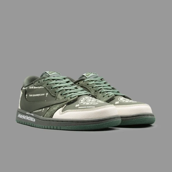 نایکی جردن 1 ترویس اسکات کروم هارتس ساق کوتاه | Nike Air Jordan 1 Low OG Travis Scott X Chrome Hearts - Image 2