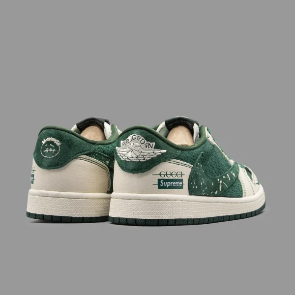 نایکی جردن 1 ترویس اسکات سوپریم ساق کوتاه | Nike Air Jordan 1 Low OG Travis Scott X Supreme - Image 3